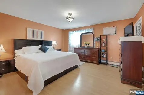224 Rossiter Avenue Paterson NJ 07502