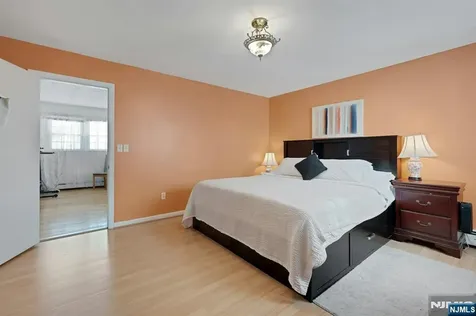 224 Rossiter Avenue Paterson NJ 07502