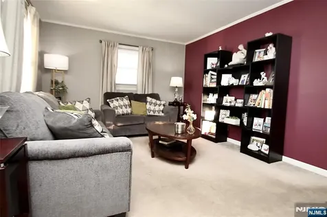604 Elm Avenue Saddle Brook NJ 07663