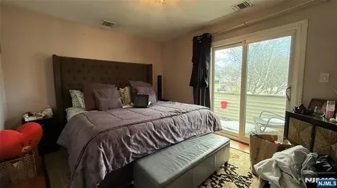 24 Coriander Way Englewood NJ 07631