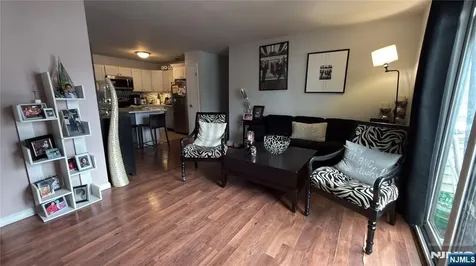 24 Coriander Way Englewood NJ 07631
