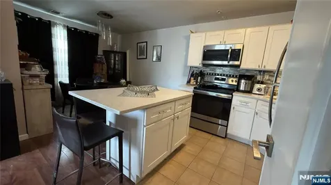 24 Coriander Way Englewood NJ 07631