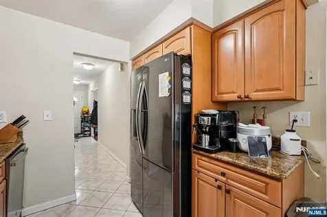 44 Forsythia Lane Paramus NJ 07652