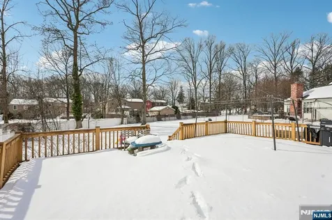 44 Forsythia Lane Paramus NJ 07652