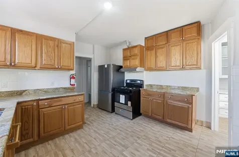 15 Highland Avenue East Orange NJ 07018