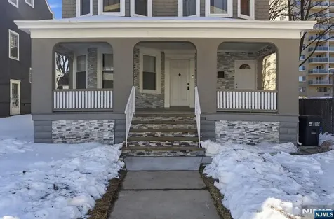 15 Highland Avenue East Orange NJ 07018