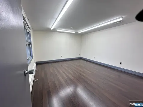 107 Stuyvesant Avenue Lyndhurst NJ 07071