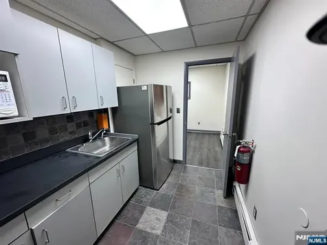 107 Stuyvesant Avenue Lyndhurst NJ 07071