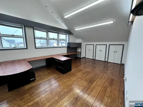 107 Stuyvesant Avenue Lyndhurst NJ 07071