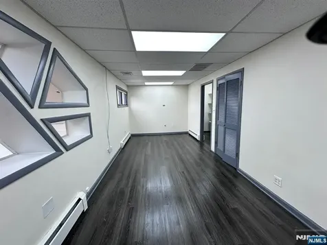 107 Stuyvesant Avenue Lyndhurst NJ 07071