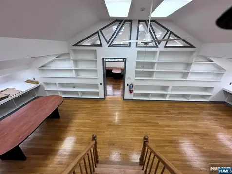 107 Stuyvesant Avenue Lyndhurst NJ 07071