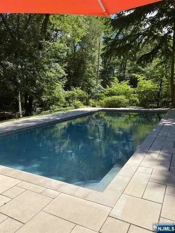 3 Lambs Lane Cresskill NJ 07626