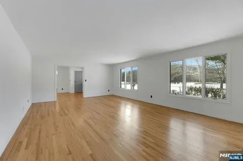 14 Washington Lane Mahwah NJ 07430