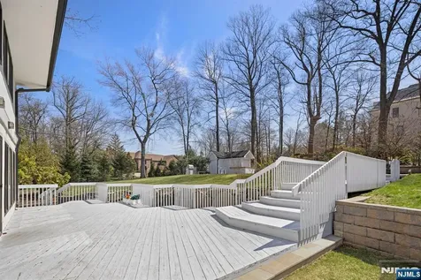 1 Hemlock Drive Cresskill NJ 07626