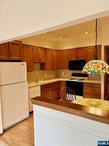5415 Richmond Road West Milford NJ 07480