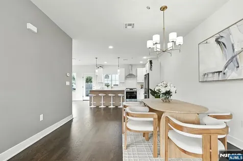 194 Canterbury Avenue North Arlington NJ 07031