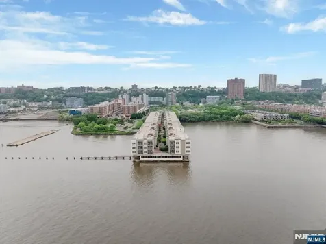 214 The Promenade Edgewater NJ 07020