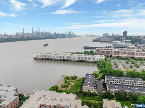214 The Promenade Edgewater NJ 07020