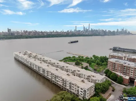 214 The Promenade Edgewater NJ 07020