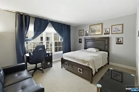 214 The Promenade Edgewater NJ 07020