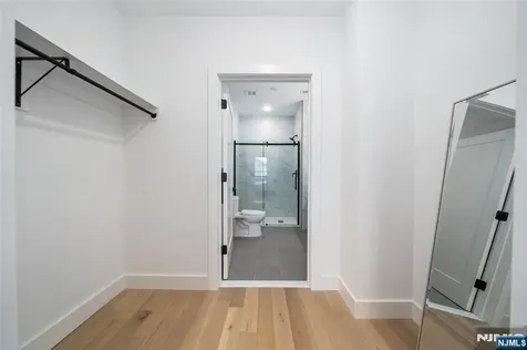 649 38th Street Union City NJ 07087