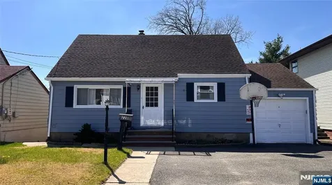 228 Philip Avenue Elmwood Park NJ 07407