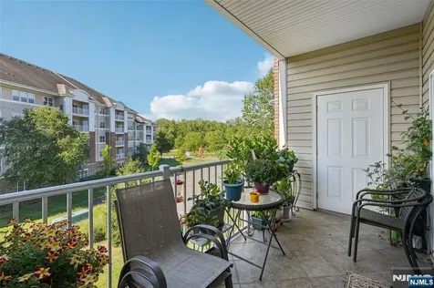2217 Warrens Way Wanaque NJ 07465