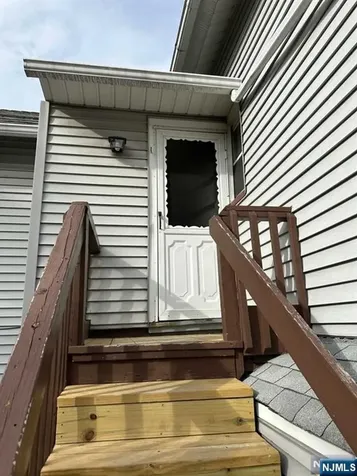 289 Livingston Avenue Lyndhurst NJ 07071