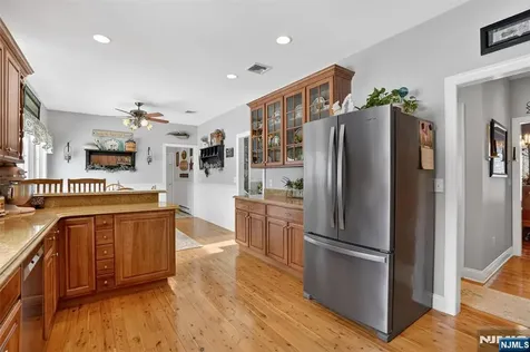40 Cedar Street Bloomingdale NJ 07403
