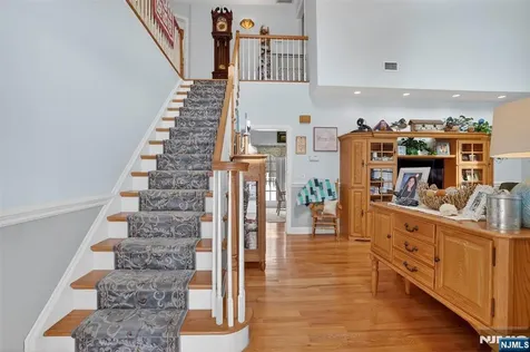 40 Cedar Street Bloomingdale NJ 07403