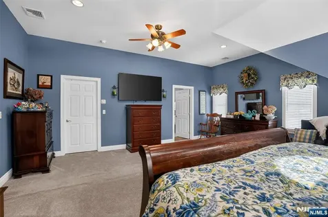 40 Cedar Street Bloomingdale NJ 07403