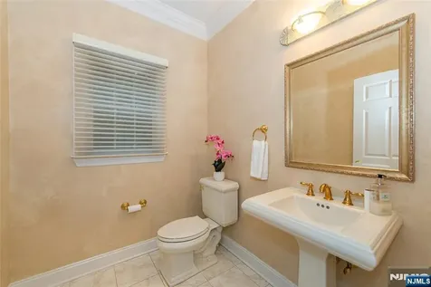 503 Stonewall Court Wyckoff NJ 07481