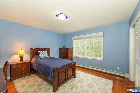 503 Stonewall Court Wyckoff NJ 07481