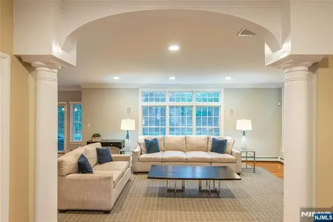 503 Stonewall Court Wyckoff NJ 07481