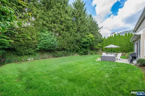 503 Stonewall Court Wyckoff NJ 07481