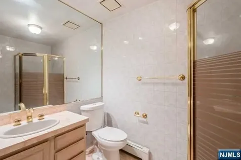 15 Old Oak Drive Mahwah NJ 07430