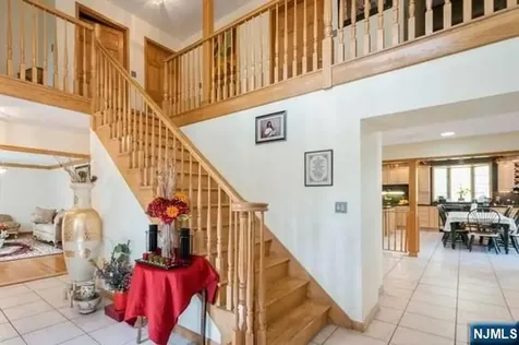 15 Old Oak Drive Mahwah NJ 07430
