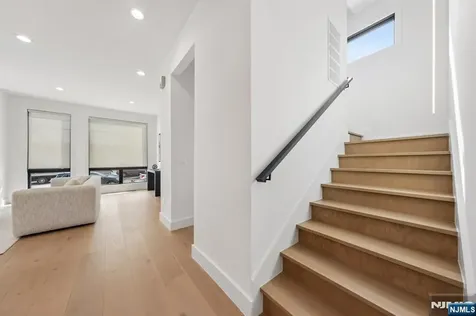 43 Grove Street Tenafly NJ 07670