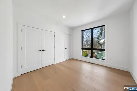 43 Grove Street Tenafly NJ 07670