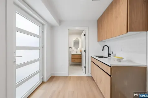 43 Grove Street Tenafly NJ 07670