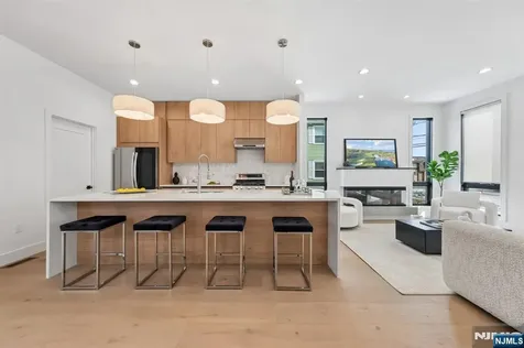 43 Grove Street Tenafly NJ 07670