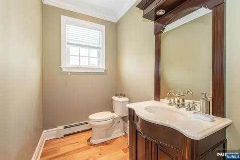 12 Maple Drive North Caldwell NJ 07006