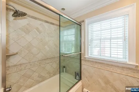 12 Maple Drive North Caldwell NJ 07006