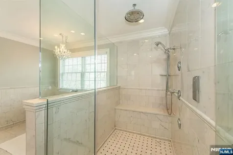 12 Maple Drive North Caldwell NJ 07006
