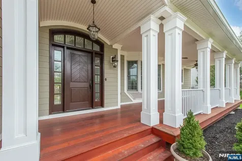 12 Maple Drive North Caldwell NJ 07006