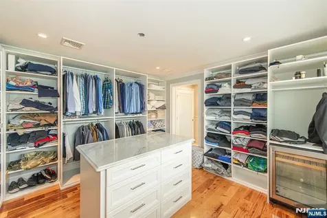 12 Maple Drive North Caldwell NJ 07006