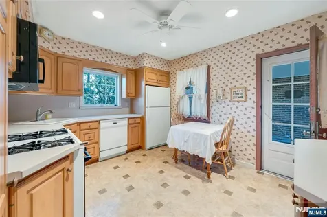 774 Austin Avenue Oradell NJ 07649