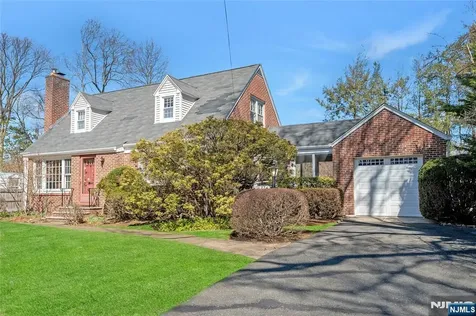 774 Austin Avenue Oradell NJ 07649