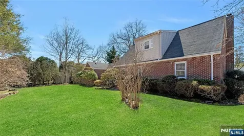 774 Austin Avenue Oradell NJ 07649