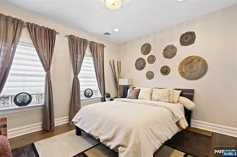803 Heights Lane Tenafly NJ 07670